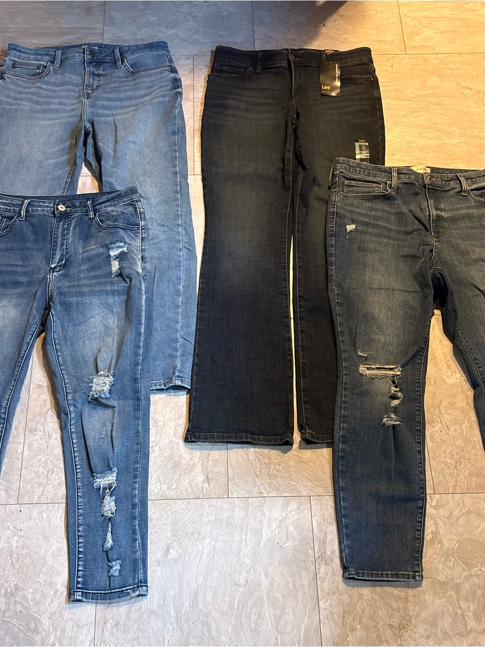 Women’s jeans lot